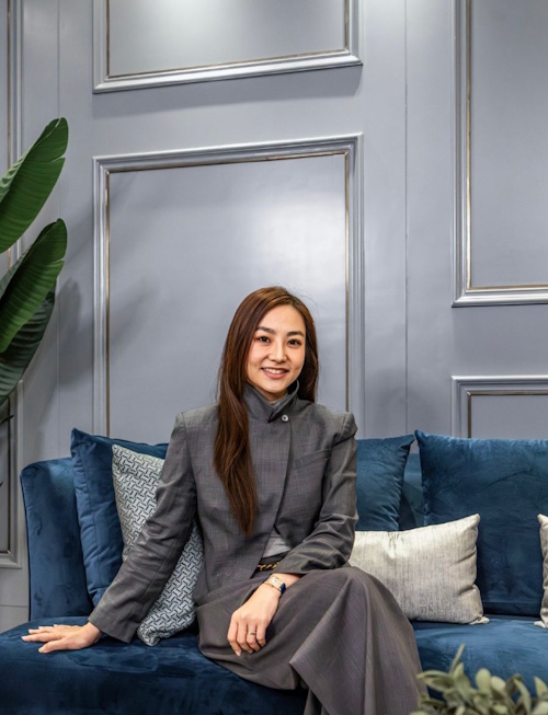dr. Amelia Gonta